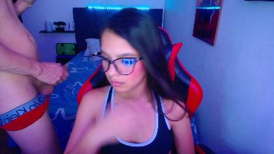 room_kiitty live cam on Cam4
