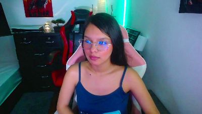 room_kiitty live cam on Cam4