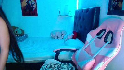 room_kiitty live cam on Cam4