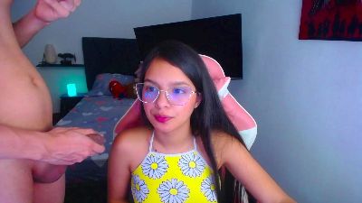 room_kiitty live cam on Cam4