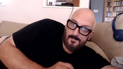 rootbear72 live cam on Cam4