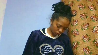 rosah5 live cam on Cam4