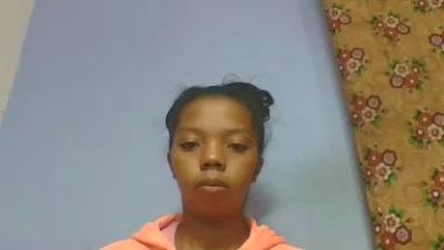 rosah5 live cam on Cam4