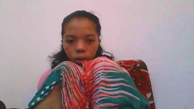 rosah5 live cam on Cam4