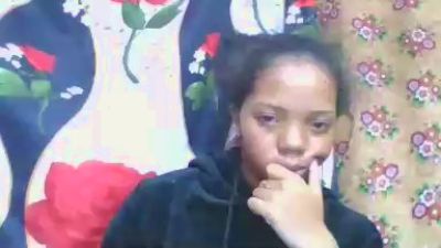 rosah5 live cam on Cam4