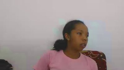 rosah5 live cam on Cam4