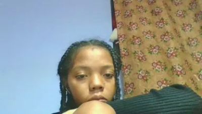rosah5 live cam on Cam4