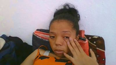 rosah5 live cam on Cam4