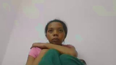 rosah5 live cam on Cam4