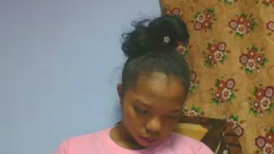 rosah5 live cam on Cam4