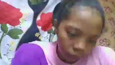 rosah5 live cam on Cam4