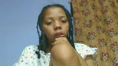 rosah5 live cam on Cam4