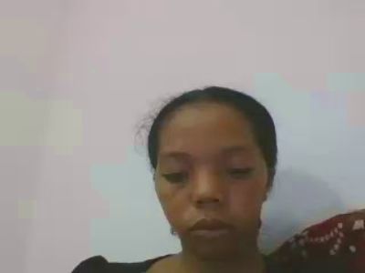 rosah5 live cam on Cam4