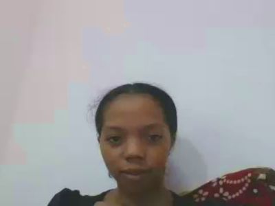 rosah5 live cam on Cam4