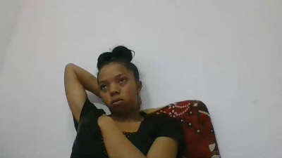 rosah5 live cam on Cam4
