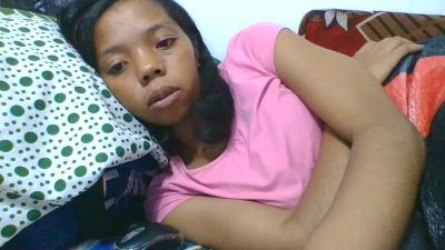 rosah5 live cam on Cam4