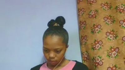 rosah5 live cam on Cam4