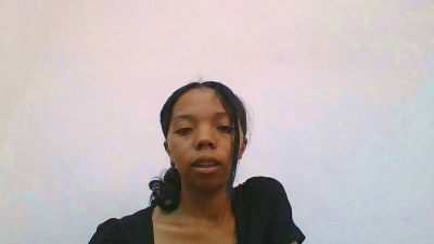 rosah5 live cam on Cam4
