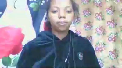 rosah5 live cam on Cam4