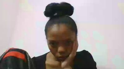 rosah5 live cam on Cam4