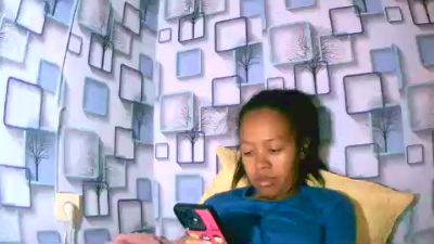 rose390 live cam on Cam4