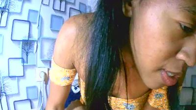 rose390 live cam on Cam4