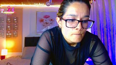 rose_thompson1 live cam on Cam4