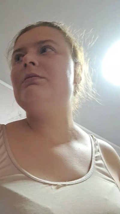roses_sexy live cam on Cam4