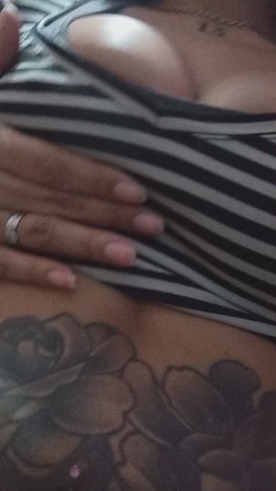 rosii4 live cam on Cam4