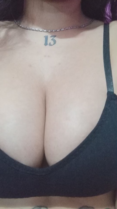 rosii4 live cam on Cam4