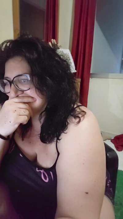rosita42 live cam on Cam4