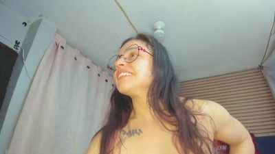rosse_25 live cam on Cam4