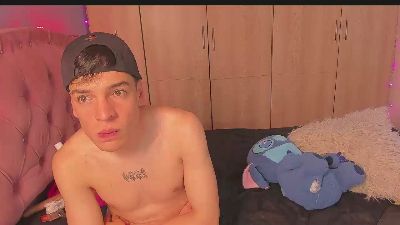 rosseandjack23 live cam on Cam4