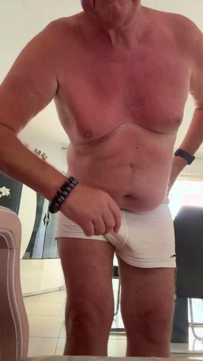 roto35 live cam on Cam4
