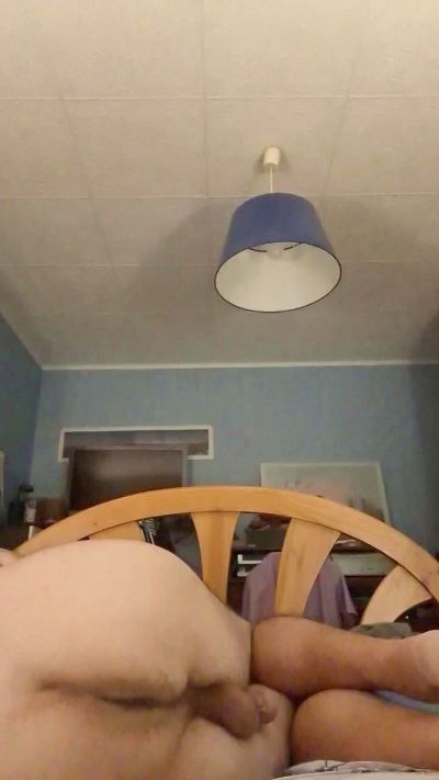roumulus82 live cam on Cam4