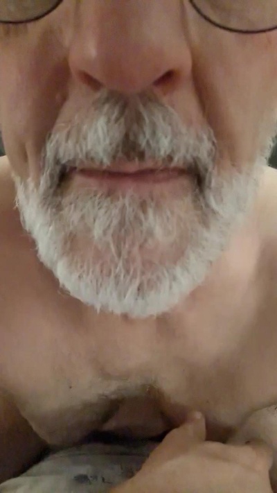roumulus82 live cam on Cam4