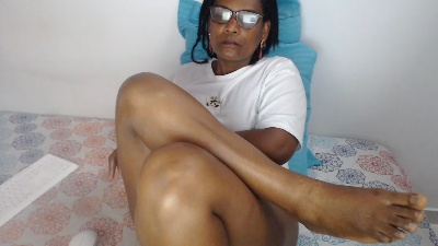 roushlove live cam on Cam4
