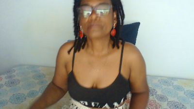 roushlove live cam on Cam4