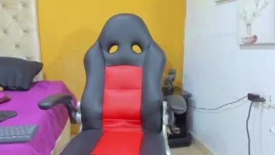 rousse_sexyy live cam on Cam4