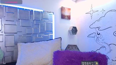 roxywild_wb live cam on Cam4