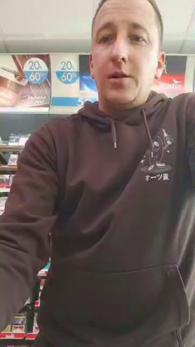 roy21jahre live cam on Cam4