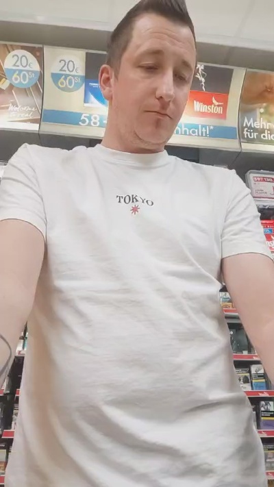 roy21jahre live cam on Cam4
