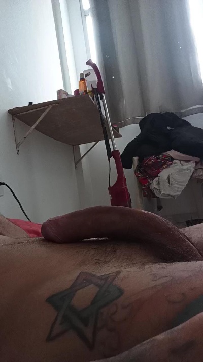 royalthug live cam on Cam4