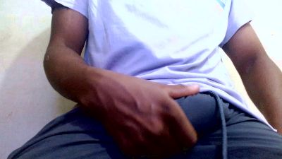 royblackbig live cam on Cam4