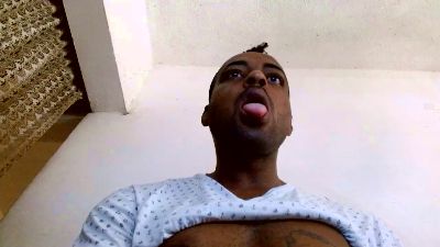 royblackbig live cam on Cam4