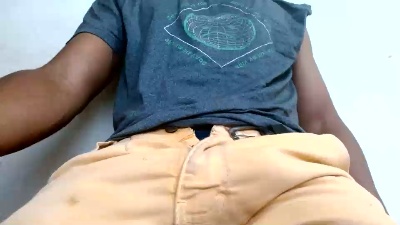 royblackbig live cam on Cam4