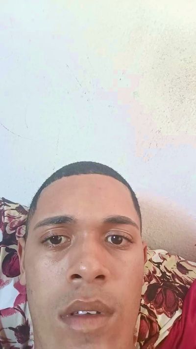 ruan28 live cam on Cam4