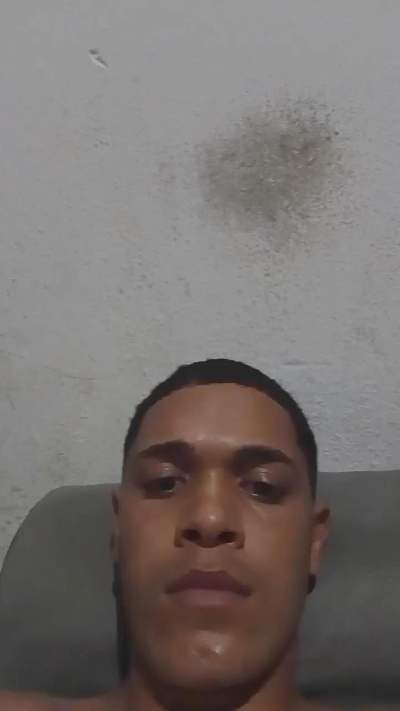 ruan28 live cam on Cam4