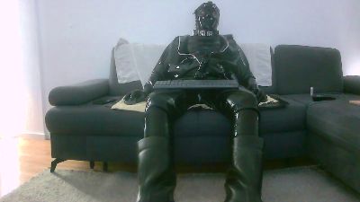rubber_bln live cam on Cam4