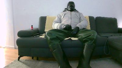rubber_bln live cam on Cam4